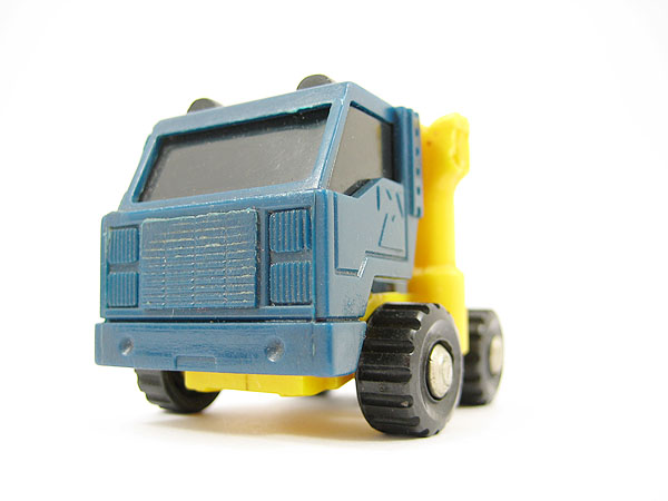The Transformers Lynsa Gears (Yellow / Blue) - G1 Minicar Peru (Unpunched) The Transformers Lynsa Gears (Yellow / Blue) - G1 Minicar Peru (Unpunched)